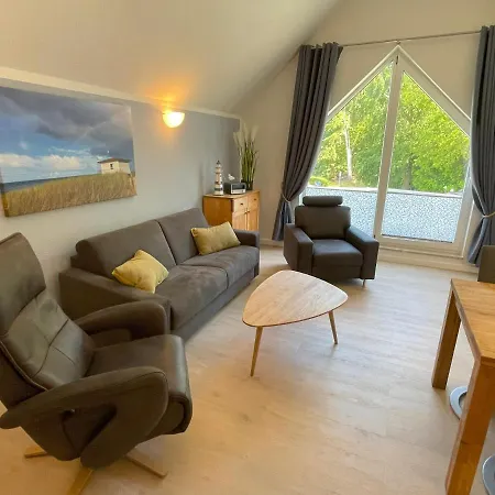 Bernsteinfischer - Mit 2 Balkone * Zempin